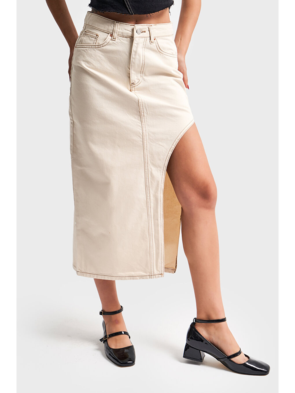 Bej Kadın Raw Organik Renk Rosa Yandan Derin Yırtmaç Detaylı Uzun Denim Etek-2