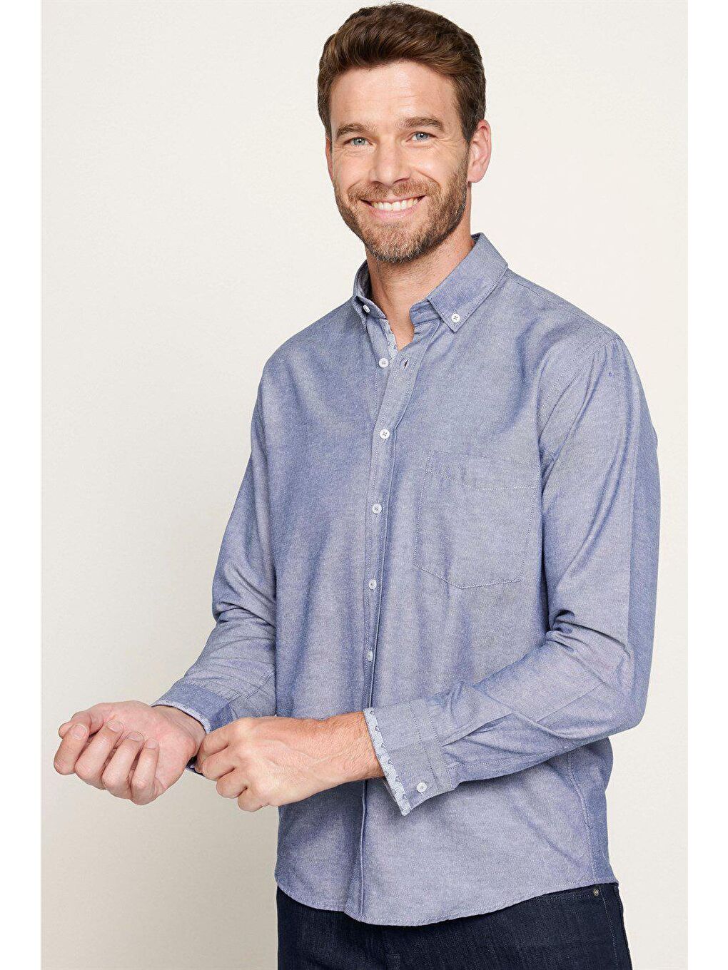 Erkek Regular Fit Klasik Kesim Pamuklu Oxford Doku Tek Cepli Lacivert Düğmeli Yaka Gömlek-1