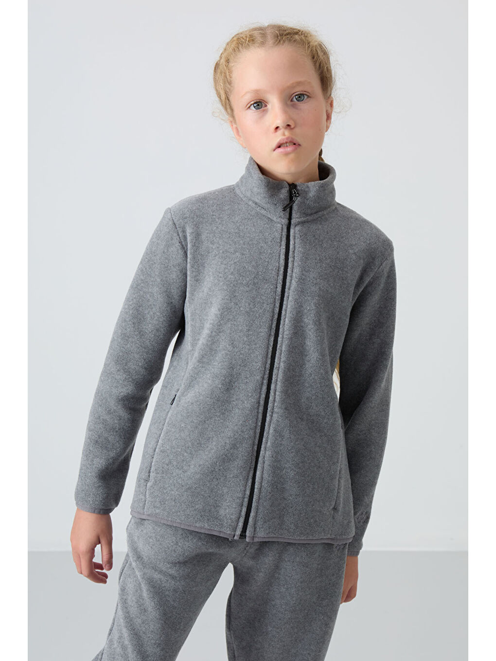 Gri Melanj Kalın Yumuşak Dokulu Standart Fit Nakışlı Polar Kız Çocuk Sweatshirt - 75154-6