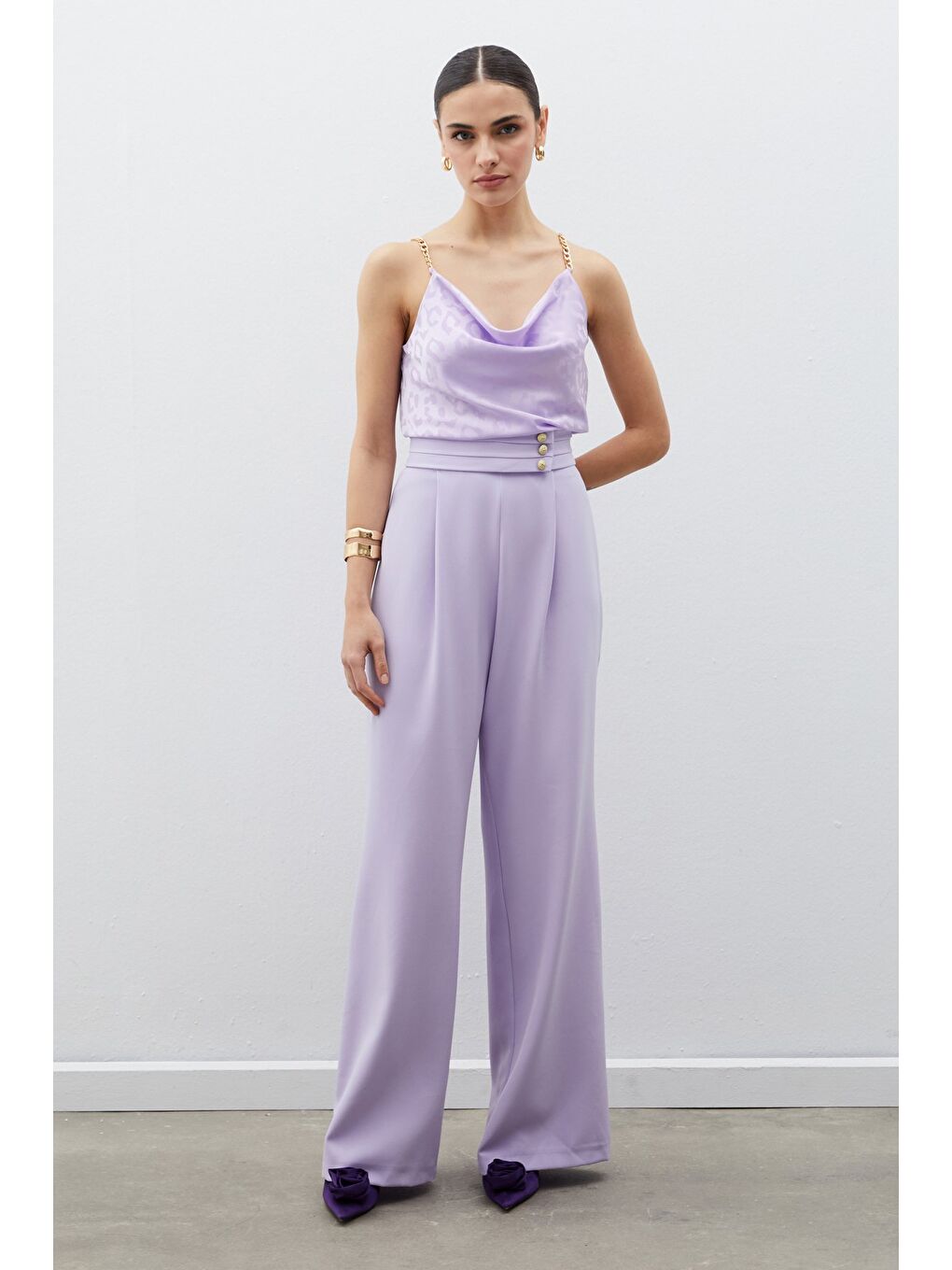 Zincir Askılı Saten Bluz - Lila-2