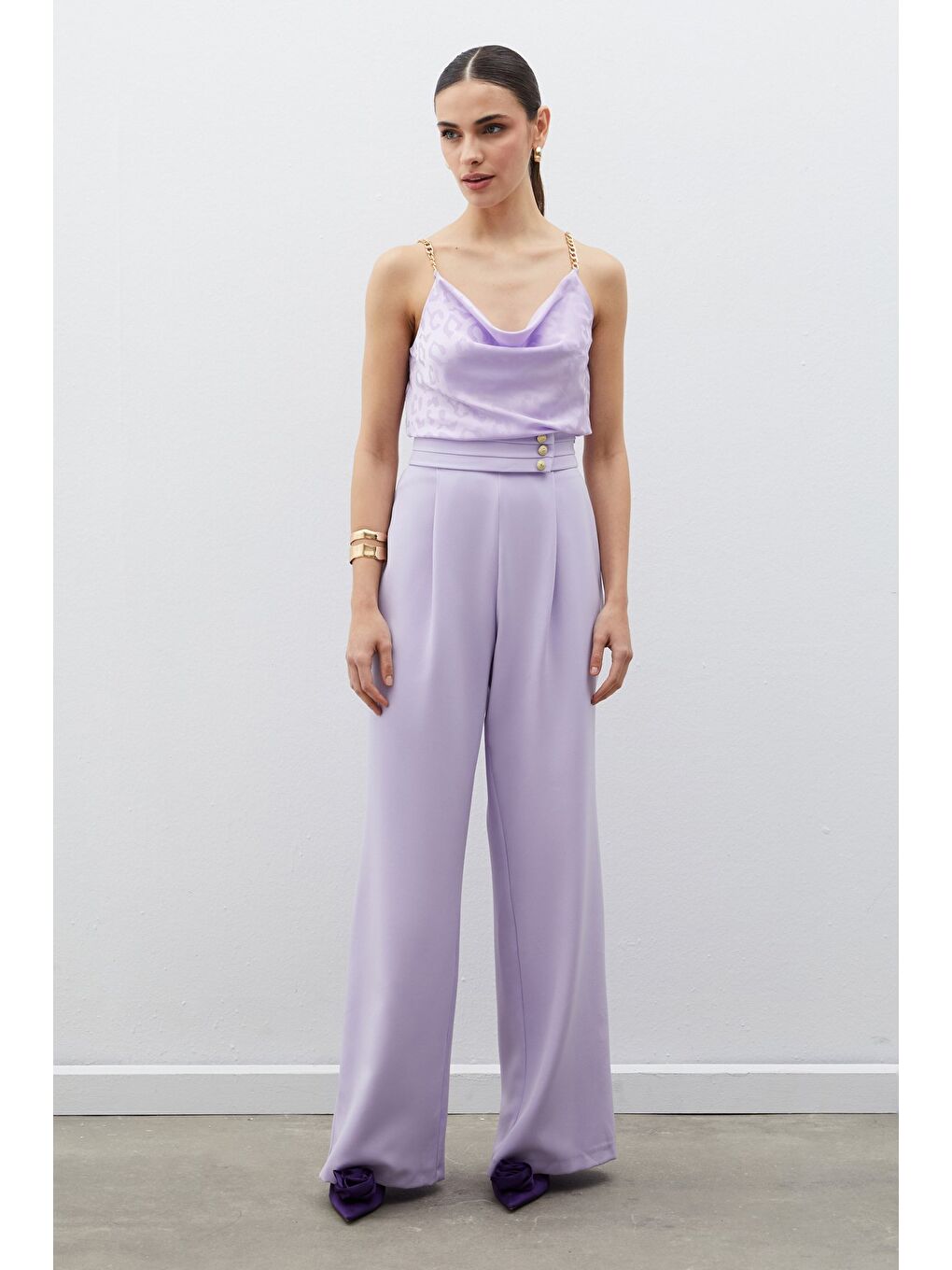 Zincir Askılı Saten Bluz - Lila-3