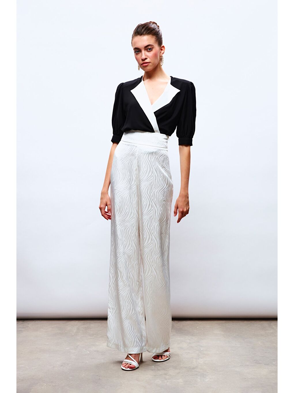 Ceket Yaka Bodysuit Bluz - Siyah-3