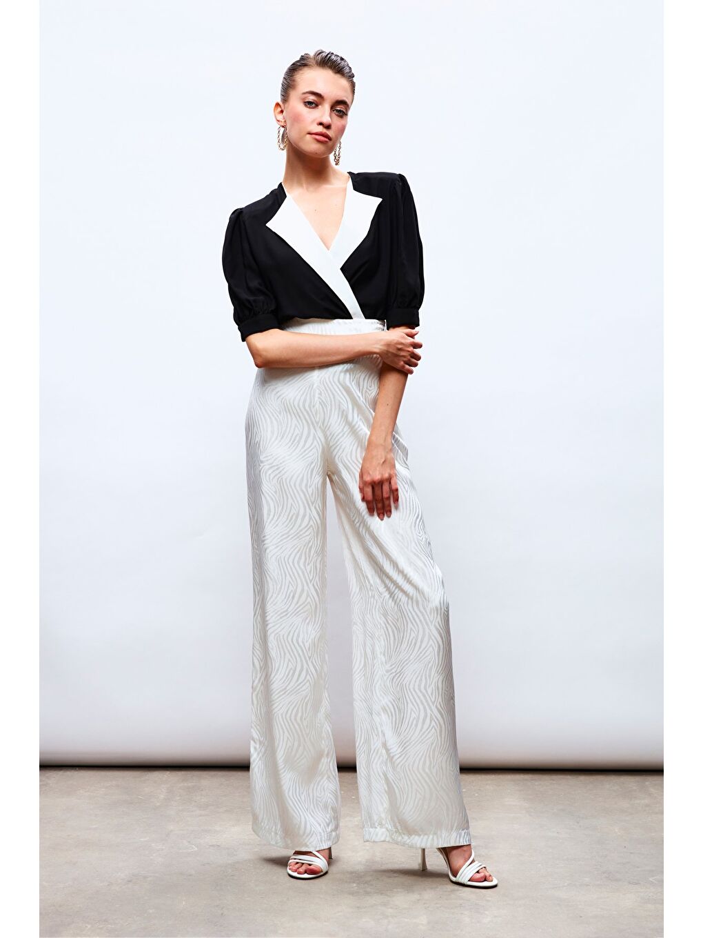 Ceket Yaka Bodysuit Bluz - Siyah-4