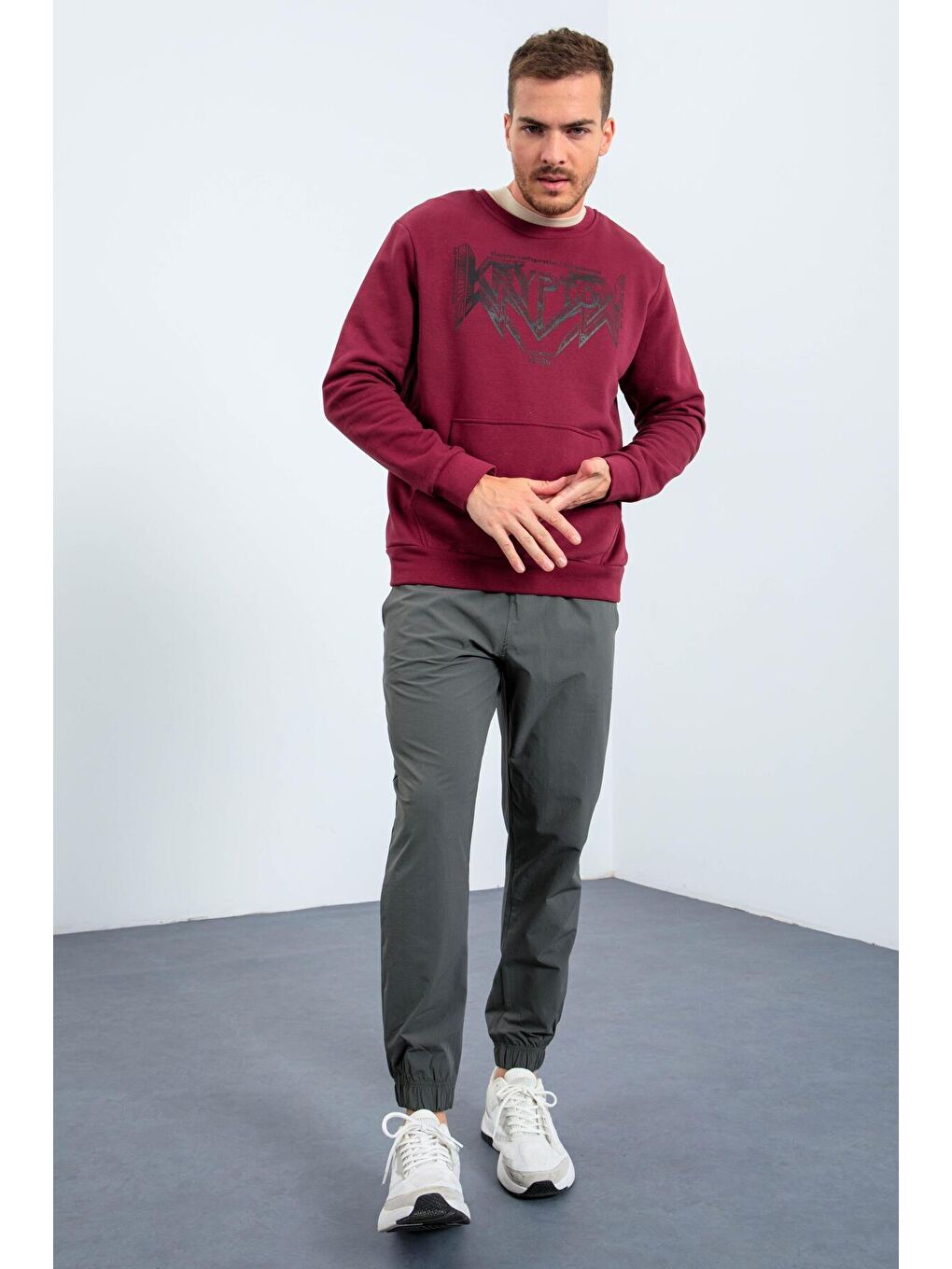 TOMMYLIFE Bordo Erguvan Erkek Yazı Baskılı Bisiklet Yaka Rahat Form Sweatshirt - 88037 - 1