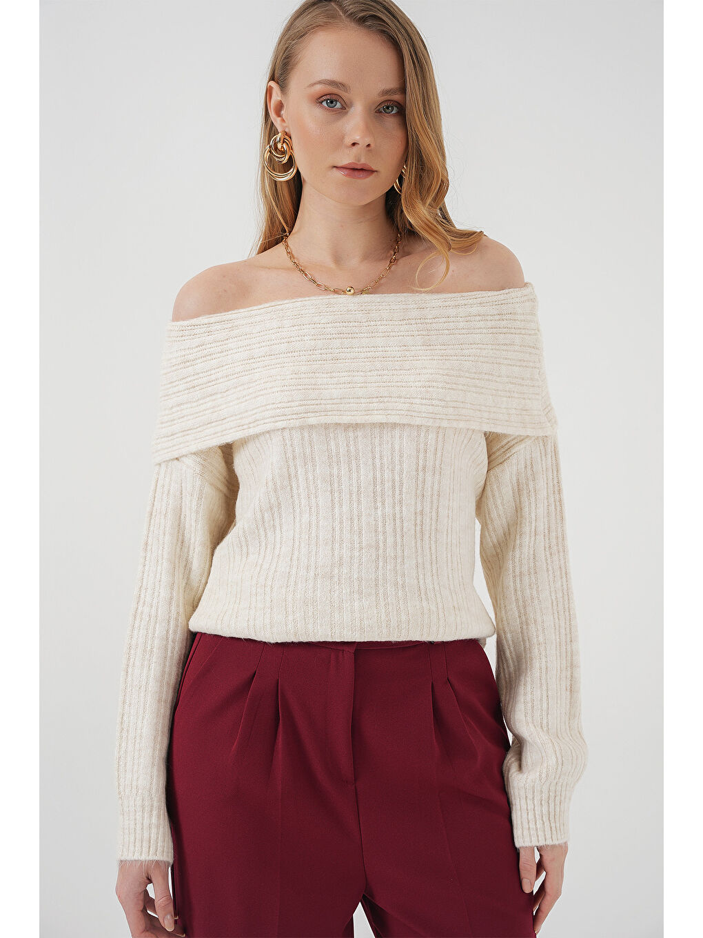 15908 Kadın Açık Omuz Oversize Triko Kazak - Ekru-3