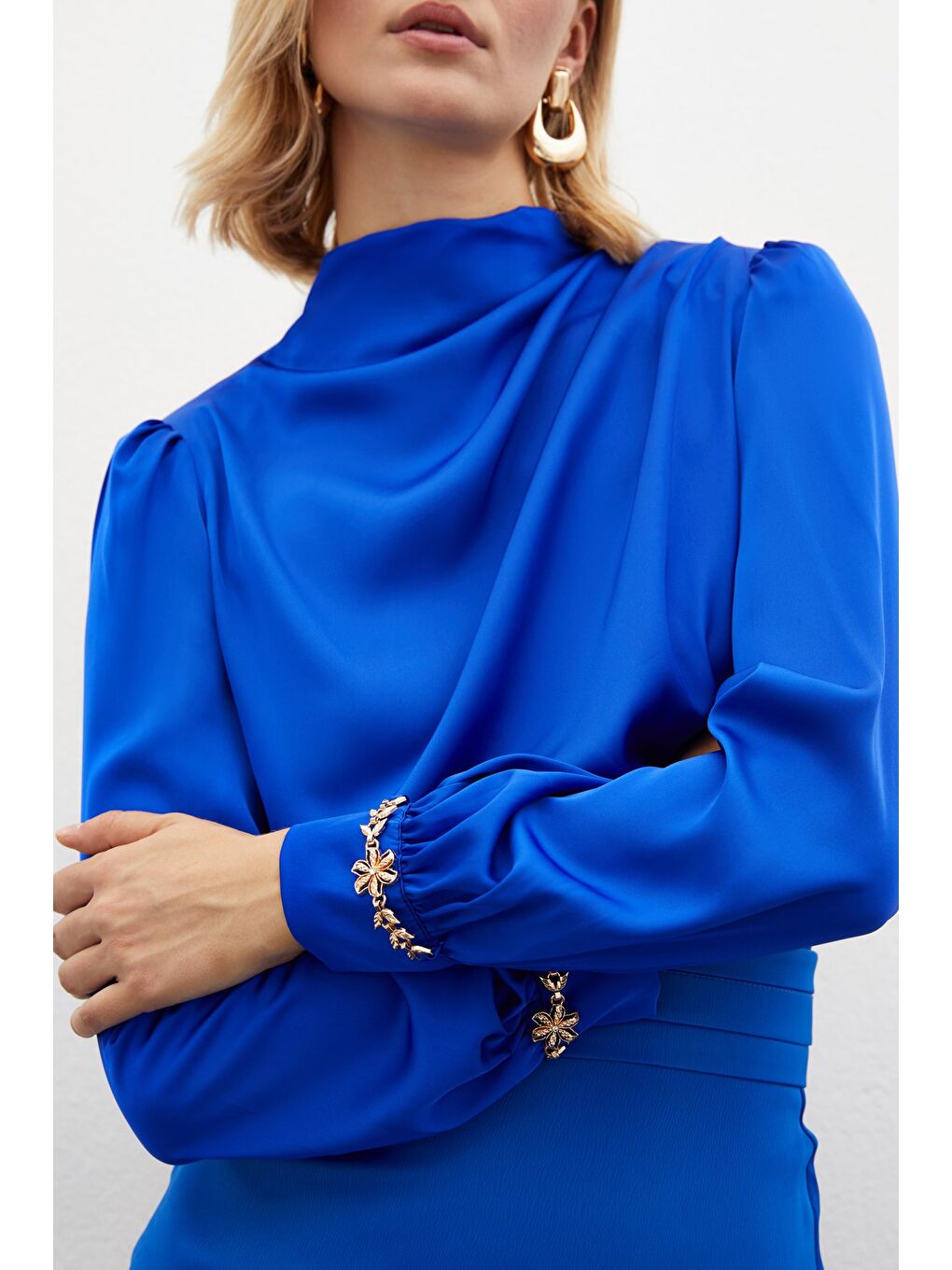 Kol Aksesuar Detaylı Bluz - Sax Mavi-3