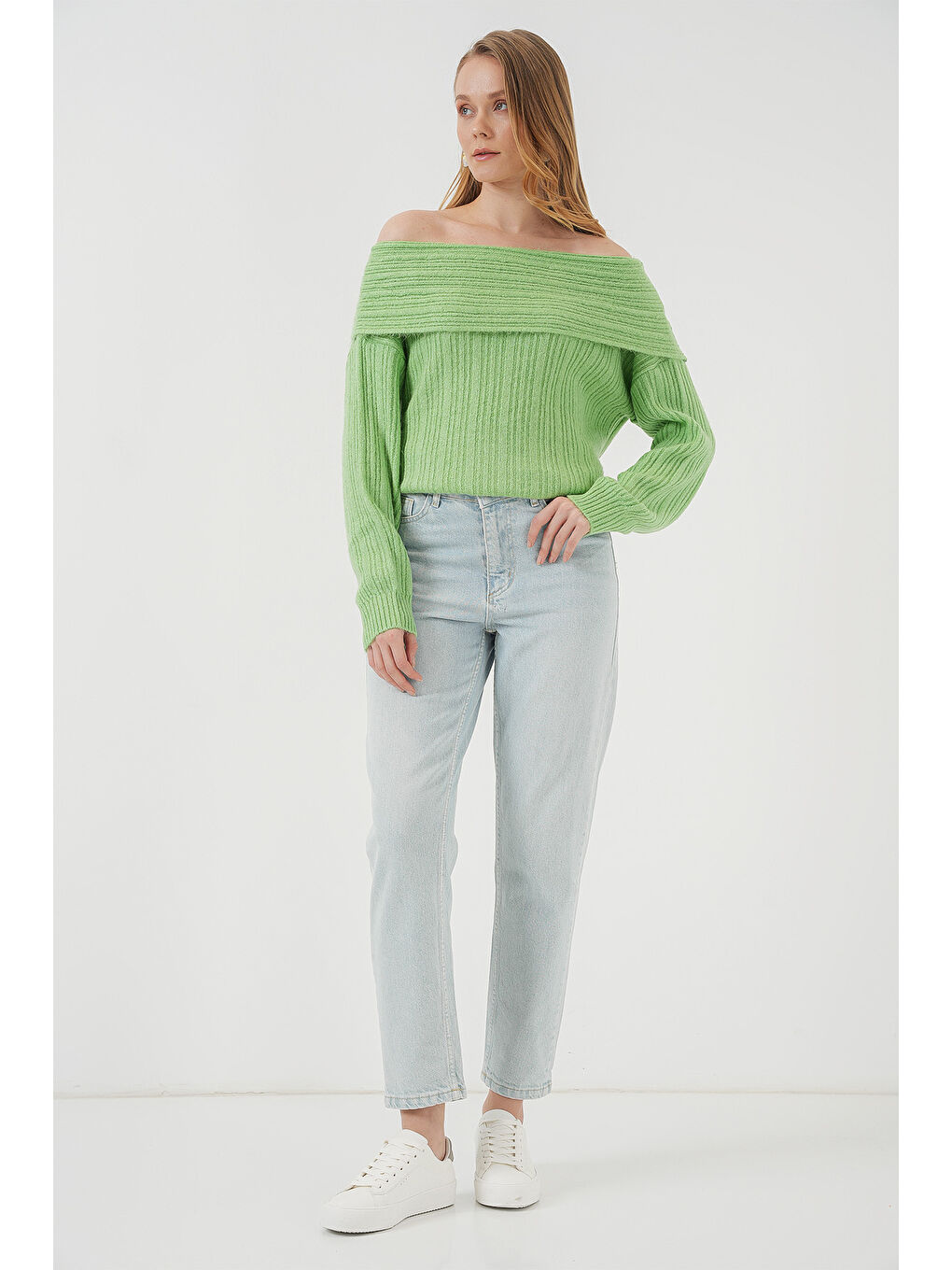 15908 Kadın Açık Omuz Oversize Triko Kazak - E.Yeşil-1