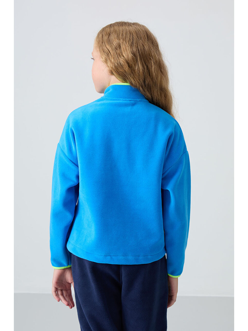 Mavi Saks Kalın Yumuşak Dokulu Standart Fit Nakışlı Polar Kız Çocuk Sweatshirt - 75151-8