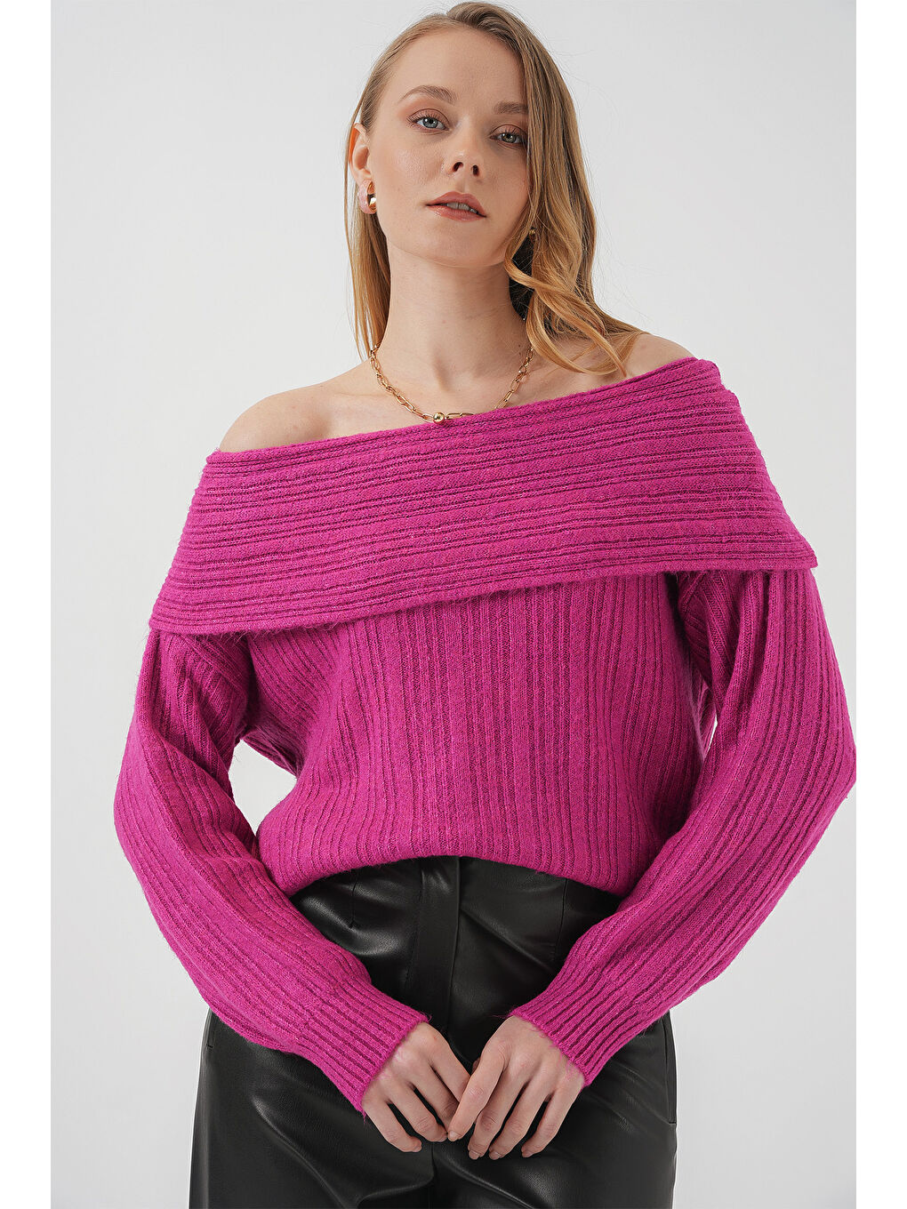 Petrol 15908 Kadın Açık Omuz Oversize Triko Kazak - Koyu Pembe-4