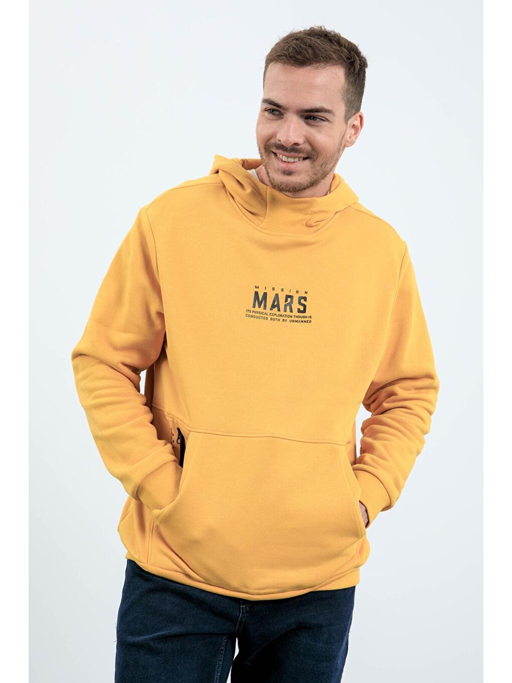 TOMMYLIFE Sarı Hardal Mars Yazı Ve Sırt Baskılı Kapüşonlu Rahat Form Erkek Sweatshirt - 88032