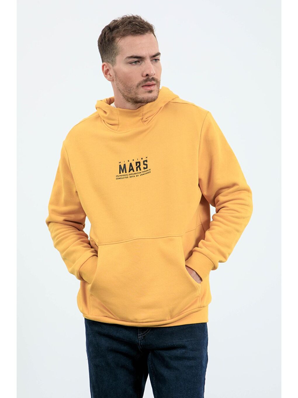 TOMMYLIFE Sarı Hardal Mars Yazı Ve Sırt Baskılı Kapüşonlu Rahat Form Erkek Sweatshirt - 88032 - 4