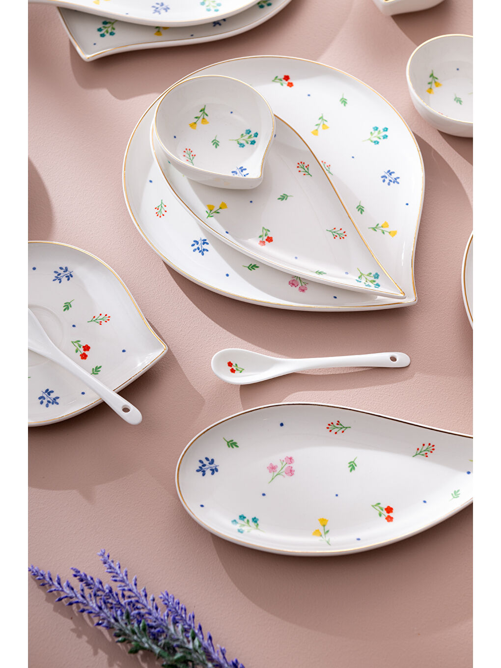 Beyaz Daisy Porselen 32 Parça 6 Kişilik Kahvaltı Takımı-5