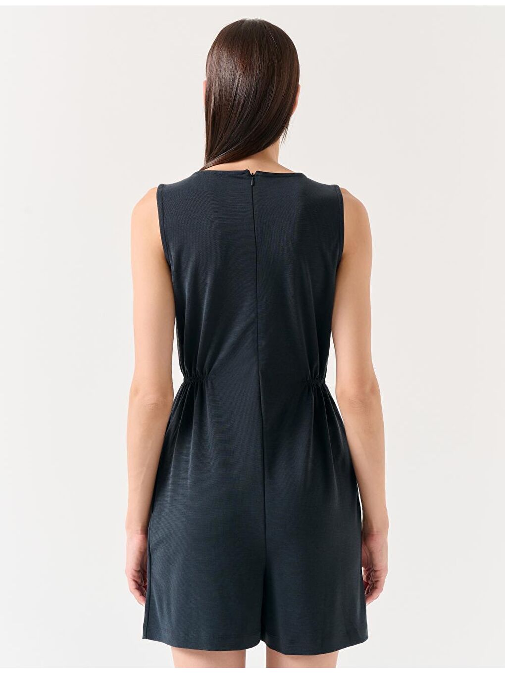 Siyah Düz Kesim V Yaka Kolsuz Örme Tulum-3