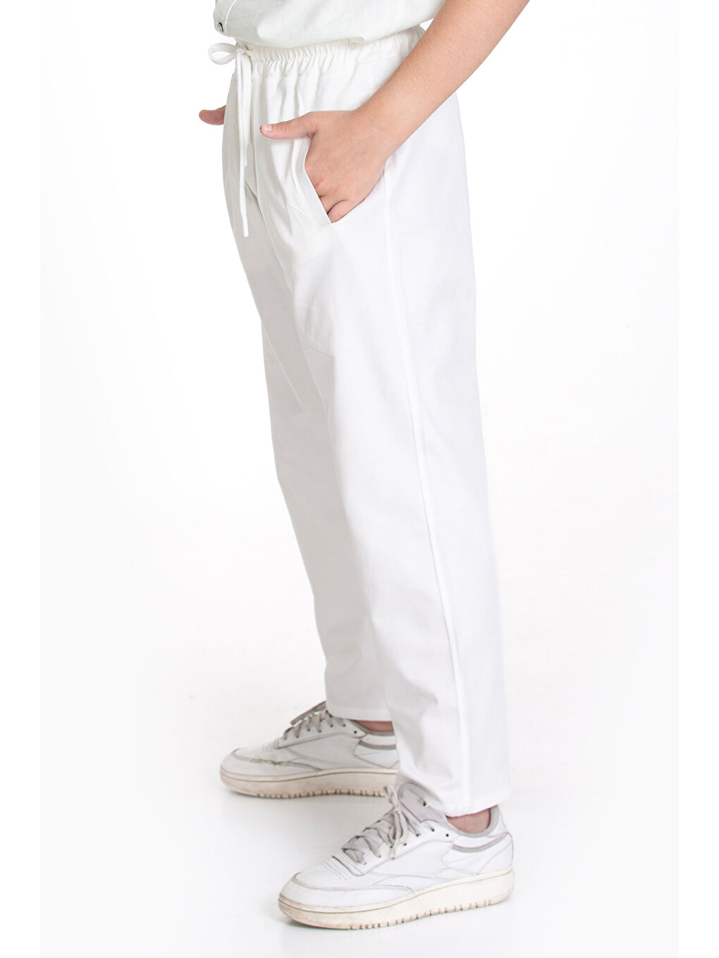 Beyaz Erkek Çocuk Beli Lastikli Ve Kordonlu Pantolon 1162.1-3