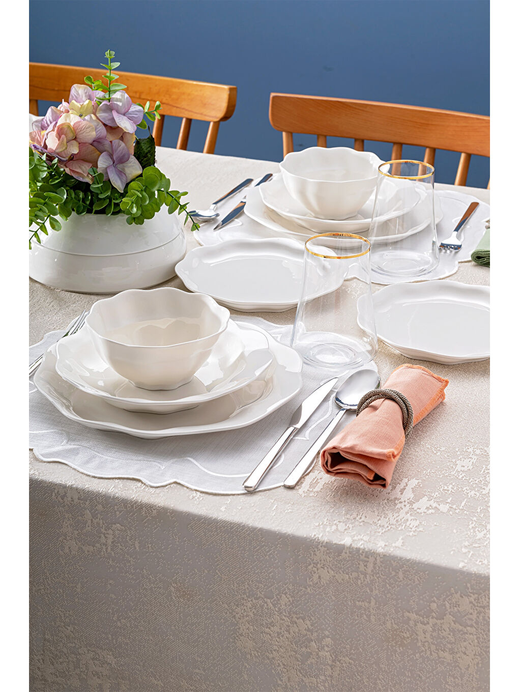 Beyaz Yonca 24 Parça 6 Kişilik Yemek Takımı-1