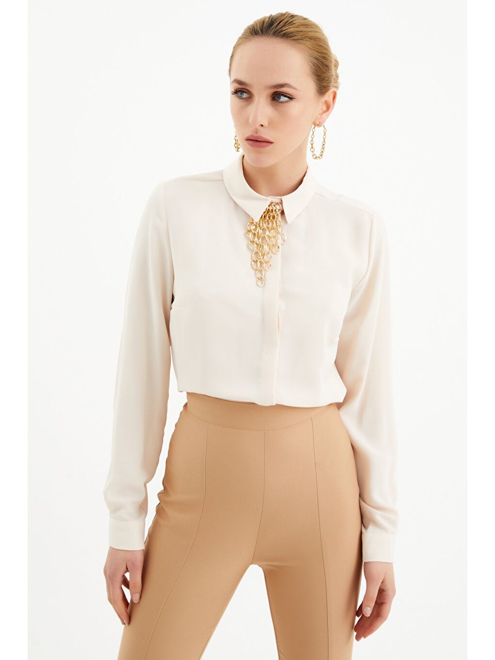 Zincir Aksesuarlı Düz Gömlek - Bej-4