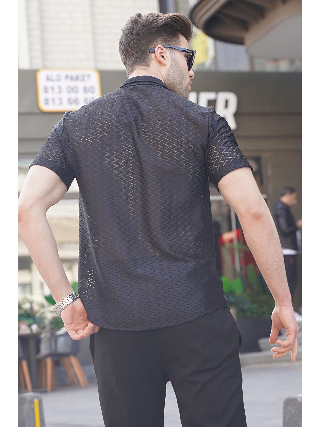 Siyah Kısa Kollu Desenli Gömlek 5597-1