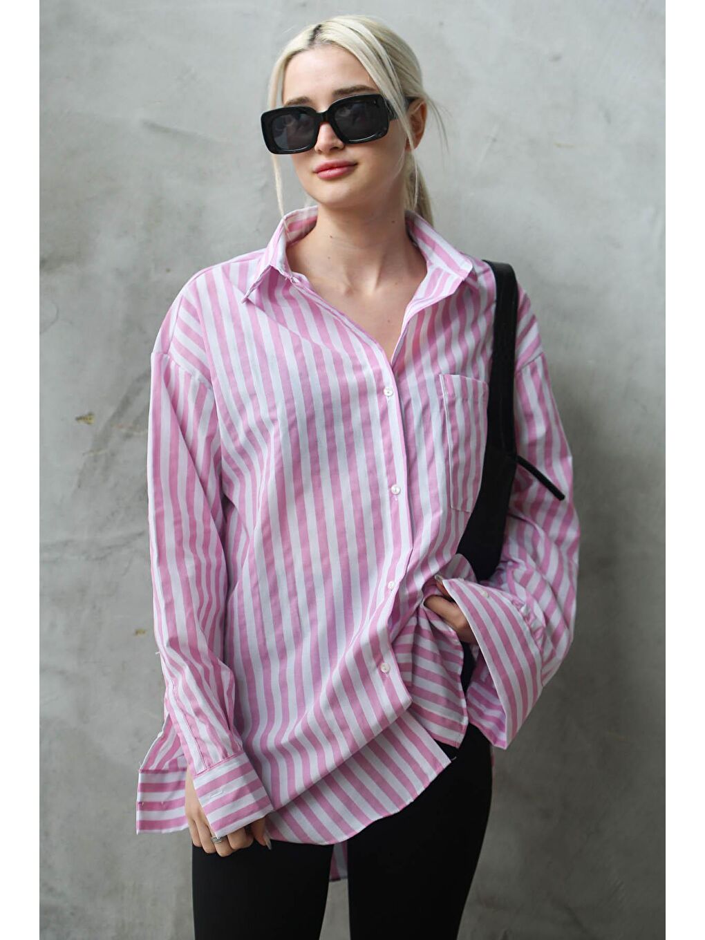 Pembe Çizgili Oversize Kadın Gömlek Mg1688
