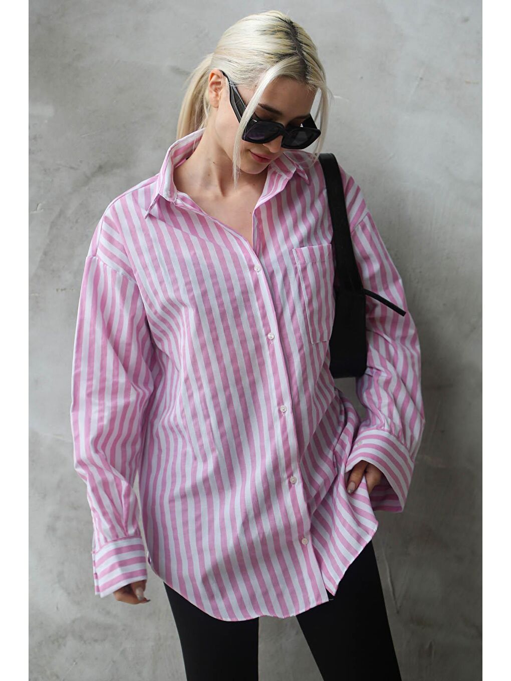 Pembe Çizgili Oversize Kadın Gömlek Mg1688-3