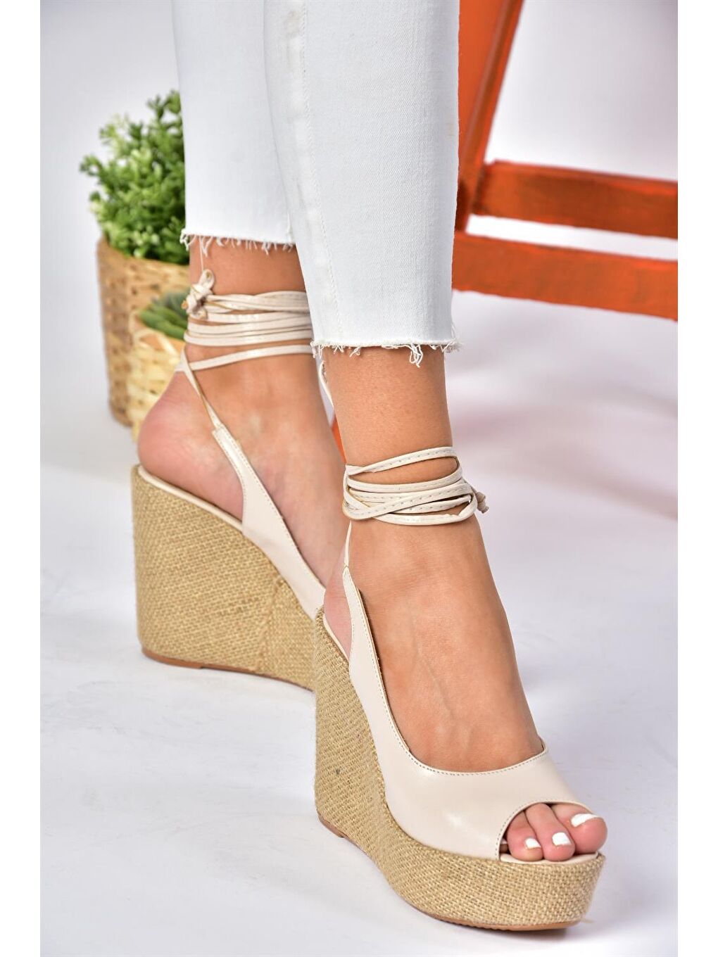 P572180809 Bej Dolgu Taban Kadın Ayakkabı