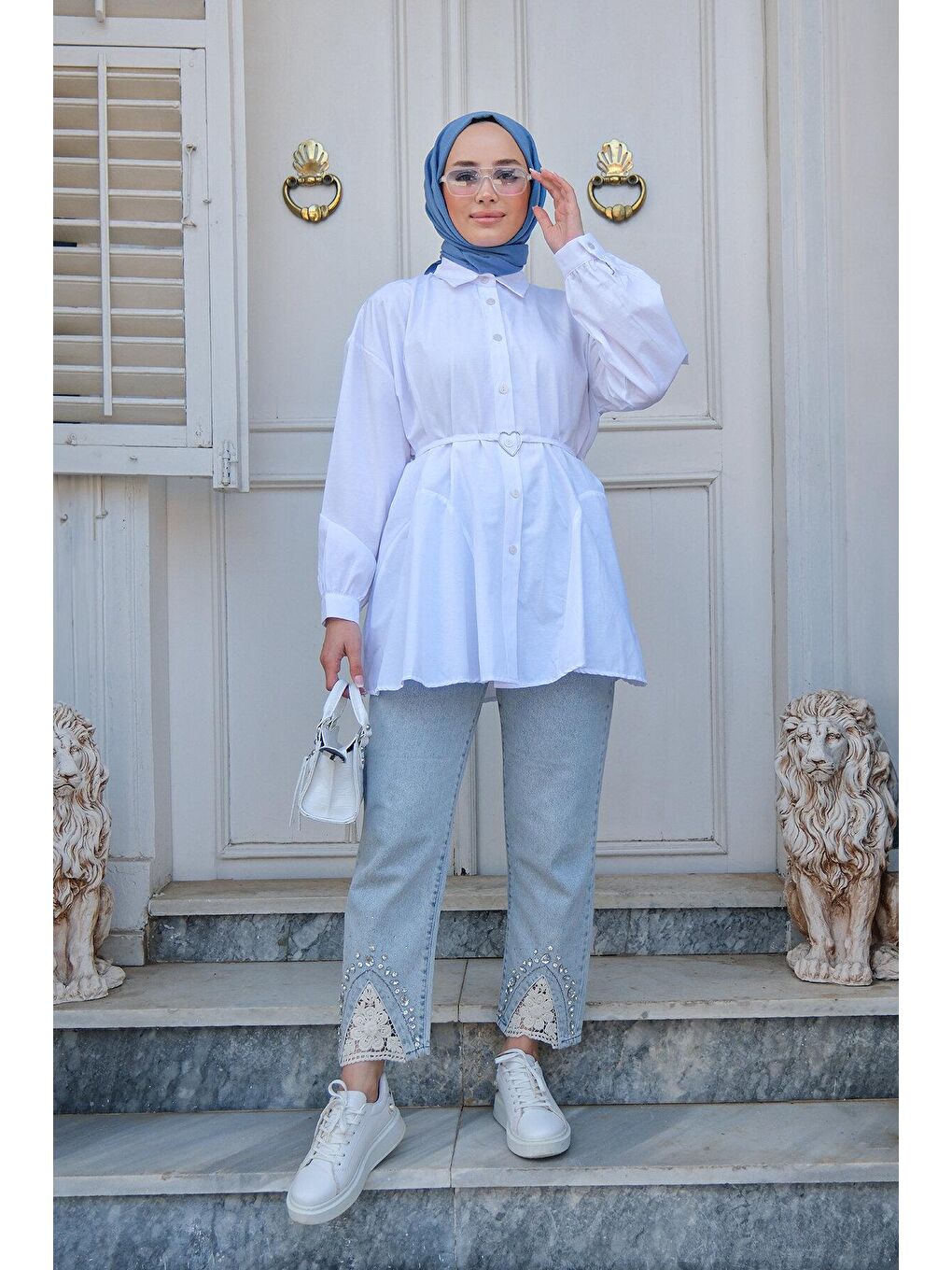 Locco Moda Kalp Aksesuarlı Gömlek Beyaz