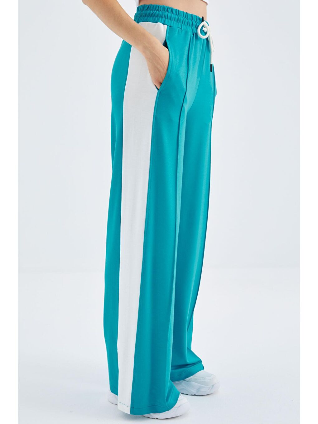 Turkuaz Bağcıklı Ön Dikiş Detaylı Geniş Paça Kadın Eşofman Alt - 02378-4