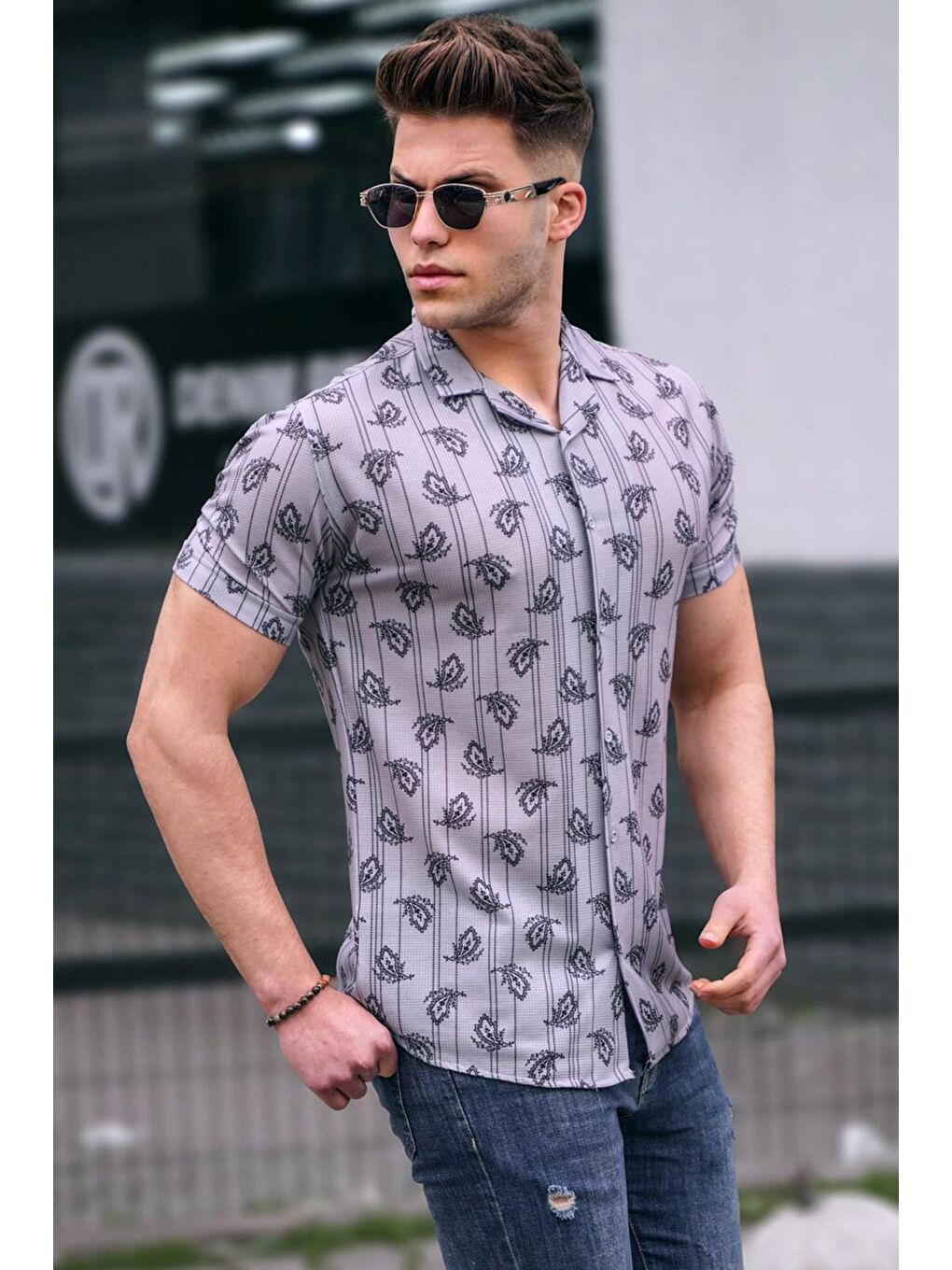 Gri Kısa Kollu Desenli Erkek Gömlek