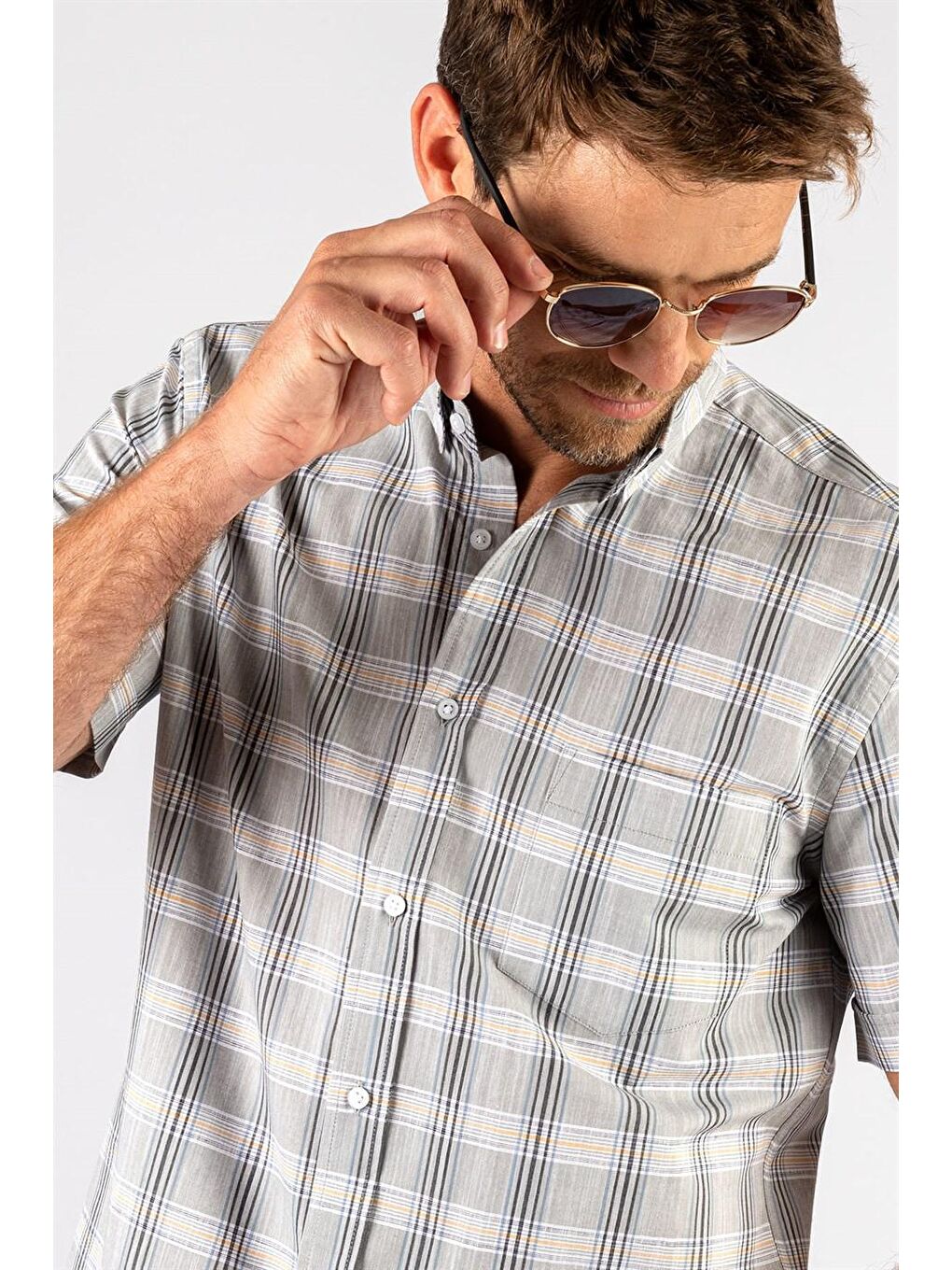 Siyah Klasik Fit Kısa Kol Ekoseli Keten Pamuk Erkek Renkli Gömlek