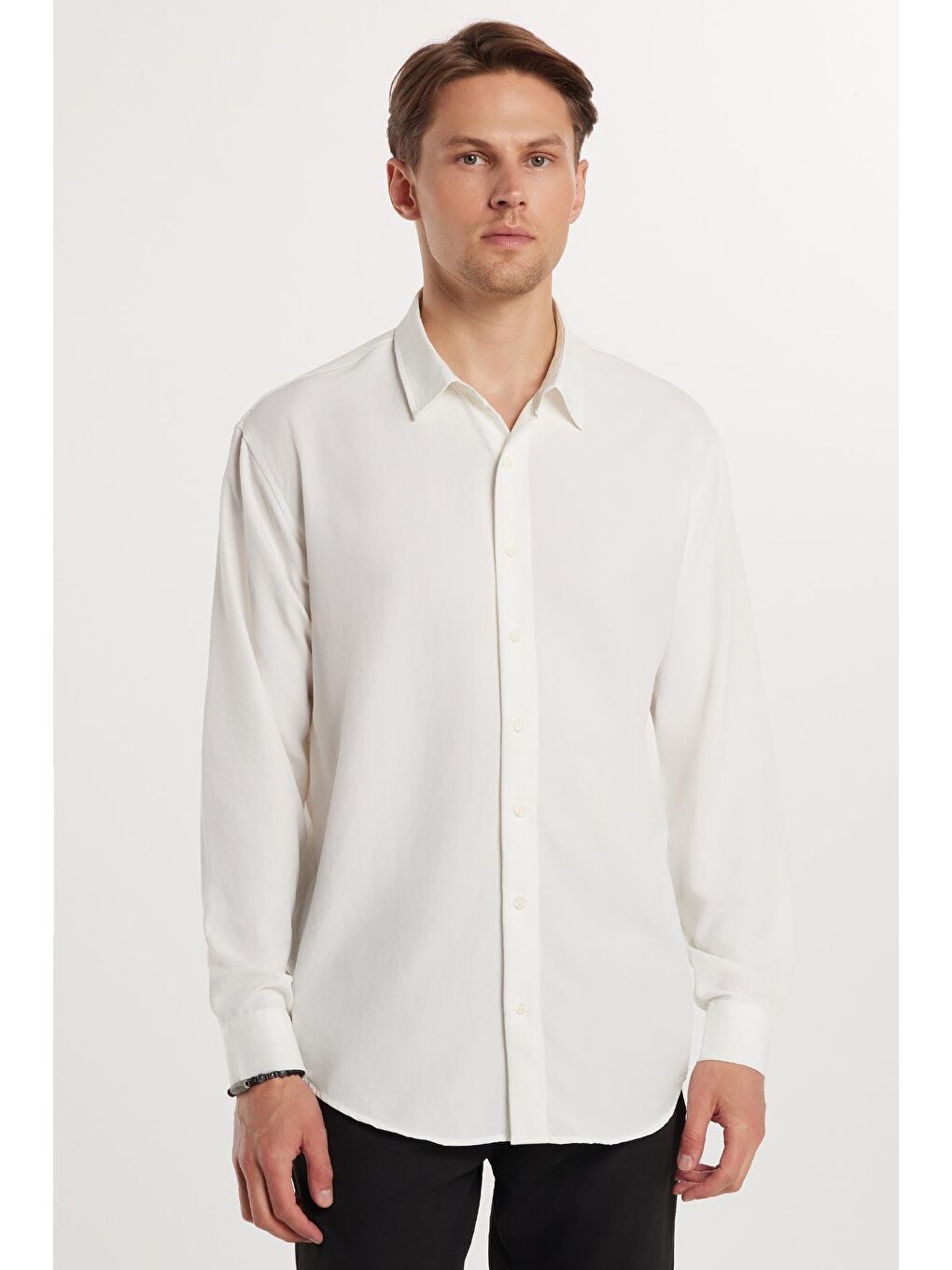 Oversize Mevsimlik Keten Dokulu Bol Kalıp Uzun Kollu Rahat Kullanım Erkek Beyaz Gömlek-2