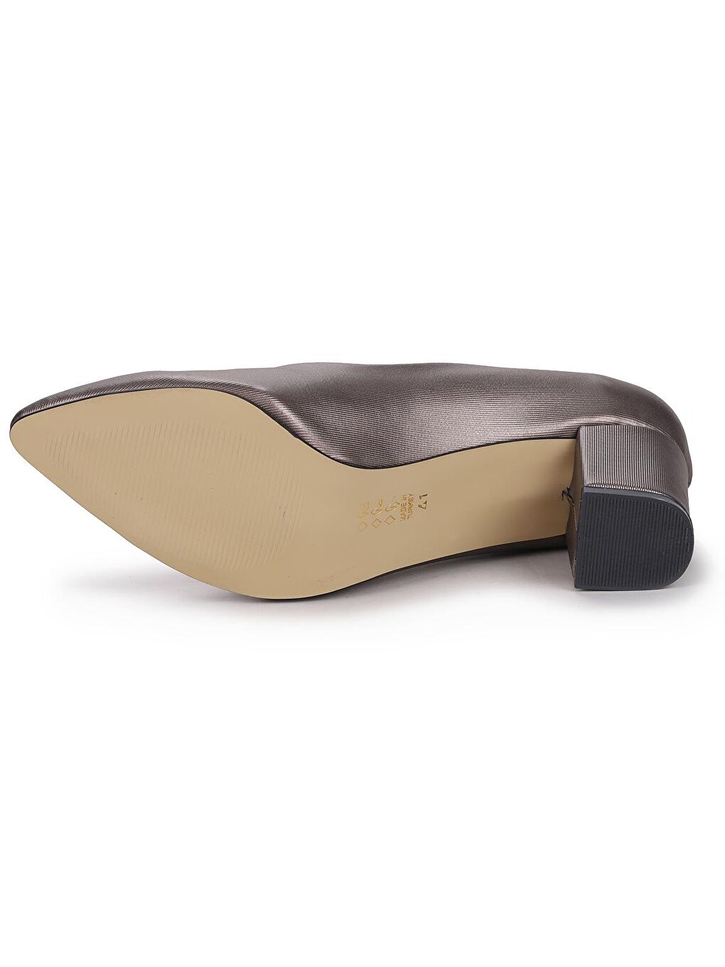 Bej Parlak Büyük Numara 6 Cm Topuklu Kadın Ayakkabı Alens 301-5