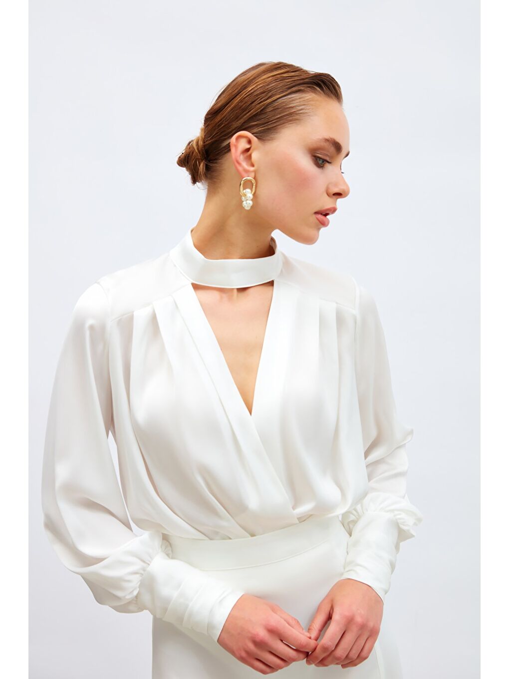 Drape Detaylı Bodysuit Bluz - Ekru-3