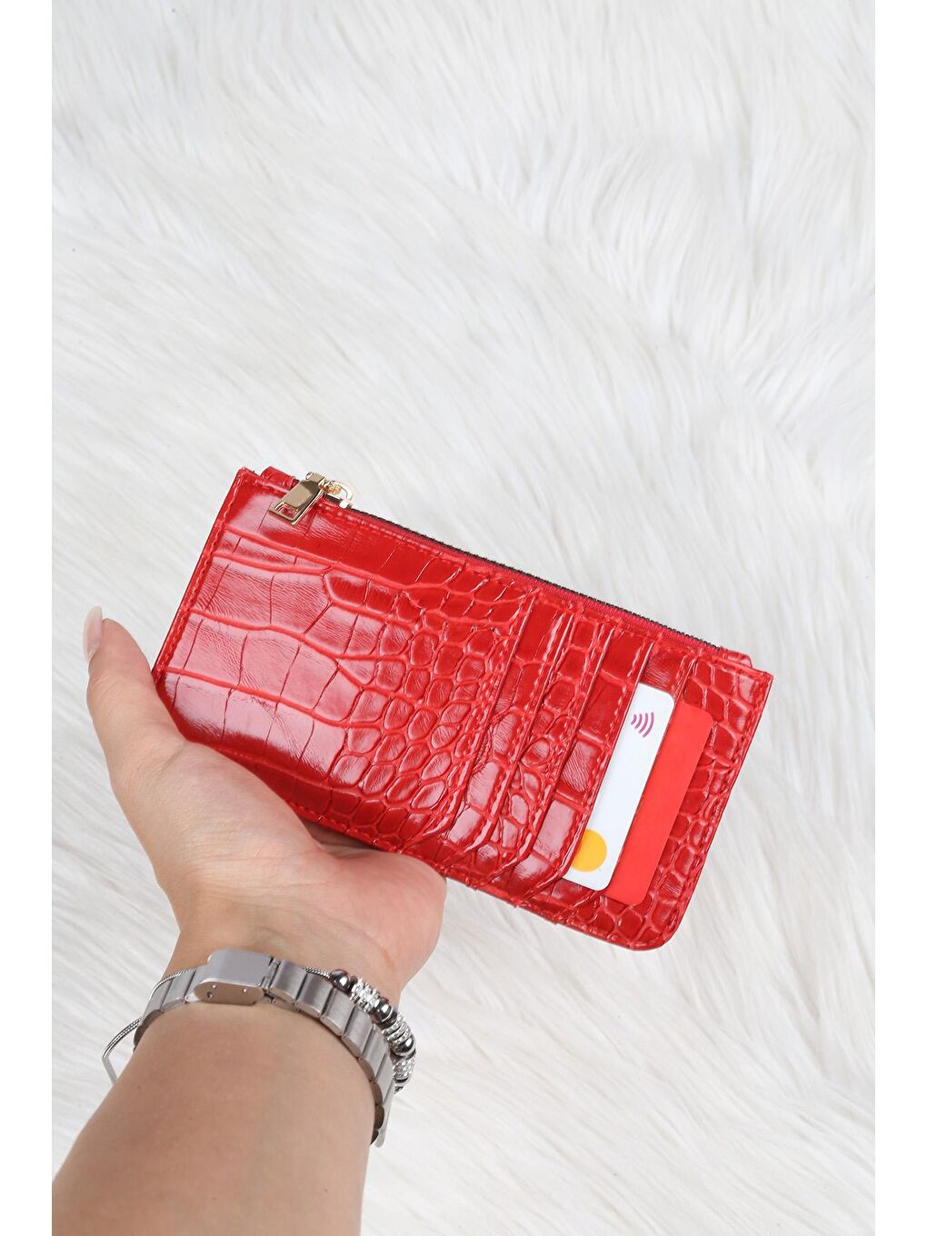 Kırmızı Kartlık/Para Çantası