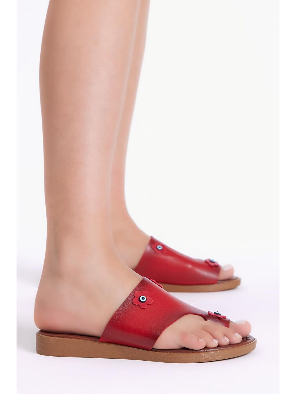 Kadın Kırmızı Rahat Kalıp Çiçek Motifli Parmak Arası Terlik-1