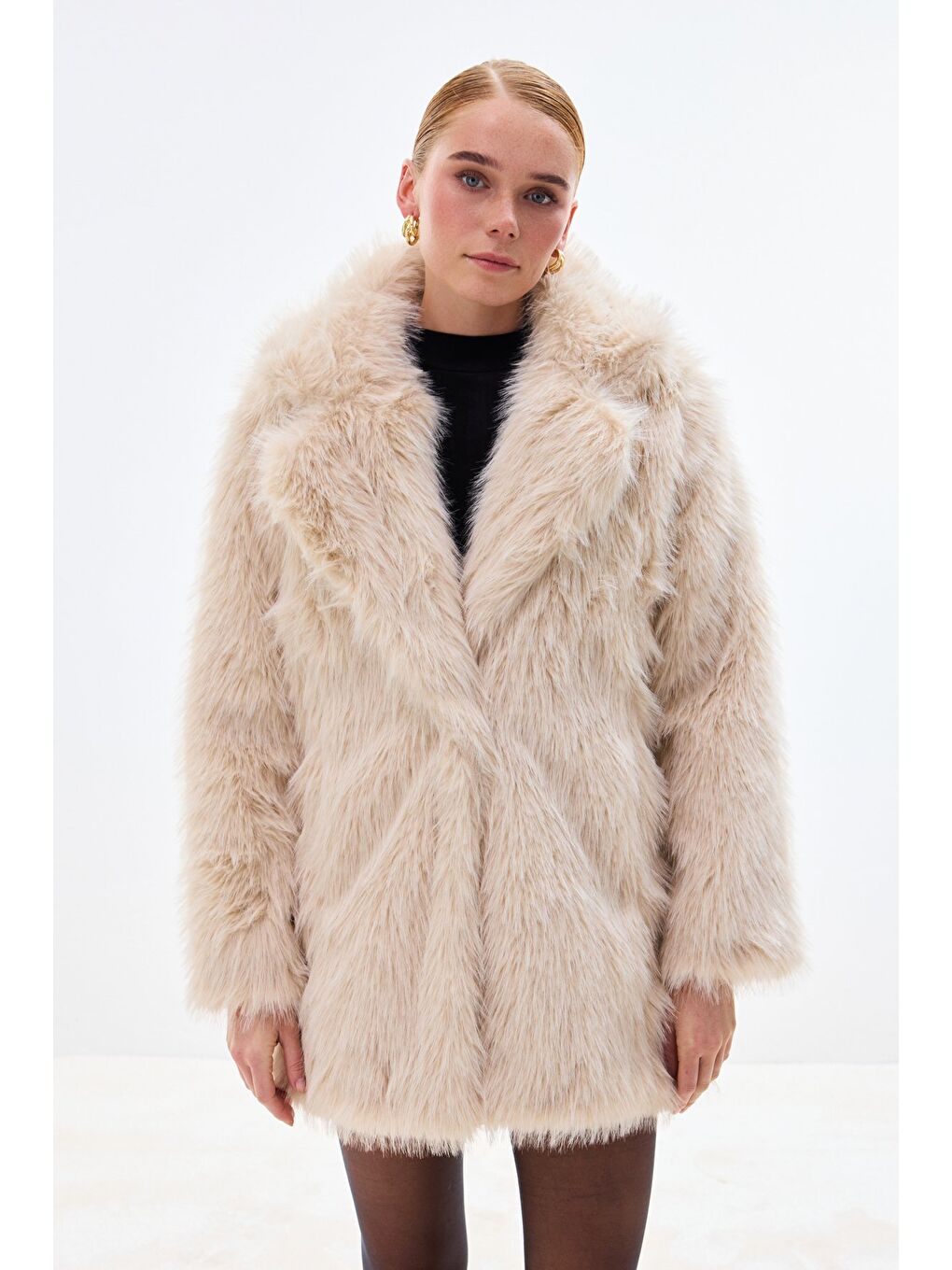 Çıt Çıt Detaylı Kürk - Bej-4