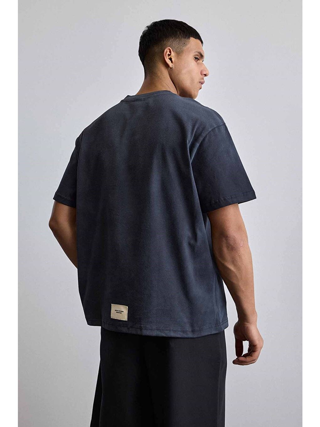 Erkek Oversize Yıkamalı Pamuklu Basic T-Shirt Siyah-6
