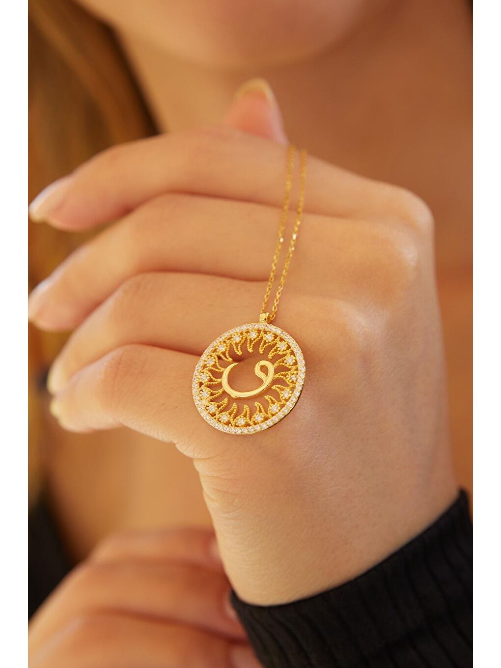 Sarı Kadın Gold Kaplama 925 Ayar Gümüş Daire Vav Harfi Kolye