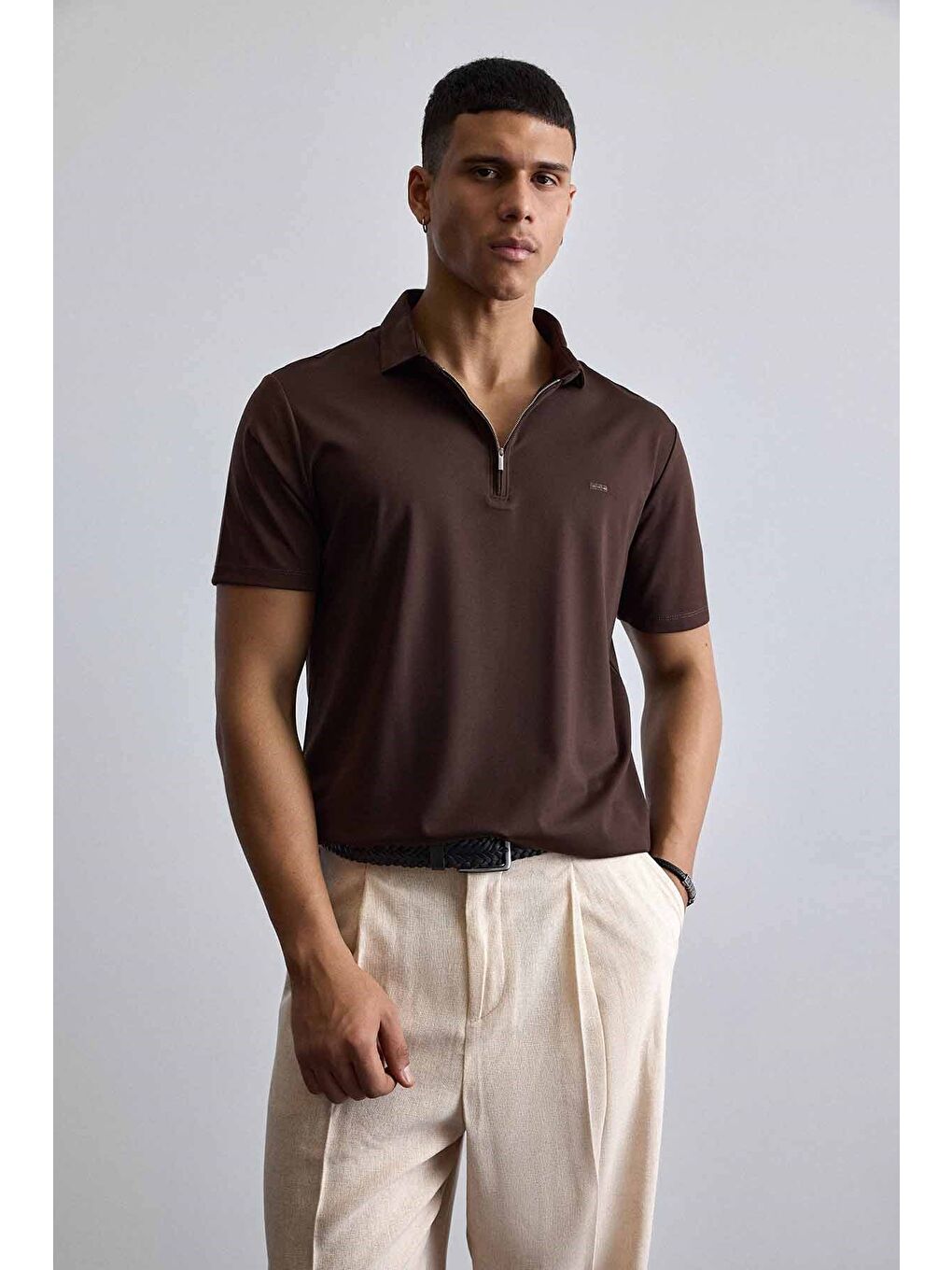 Erkek Slim Fit Yarım Fermuarlı Basic Polo Yaka T-Shirt Kahverengi-2
