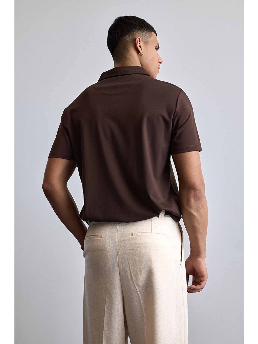 Erkek Slim Fit Yarım Fermuarlı Basic Polo Yaka T-Shirt Kahverengi-6