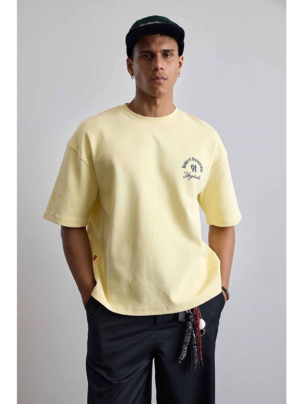 Erkek Oversize Yıkamalı Arkası Baskılı T-Shirt Sarı-2