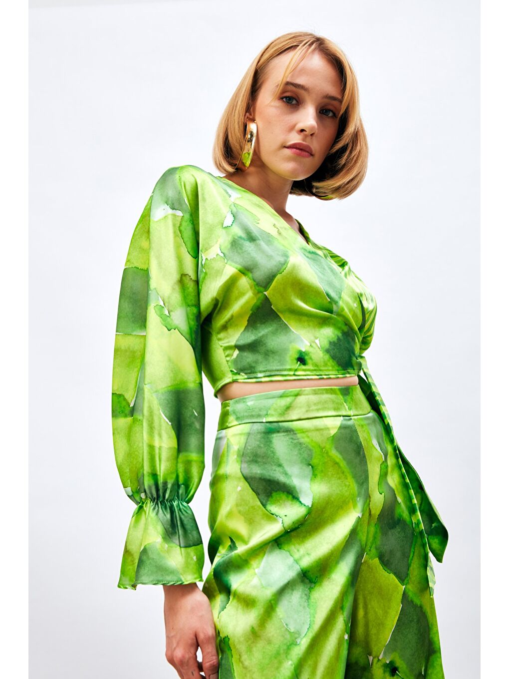 Yan Bağlamalı Desenli Bluz - Yeşil-1