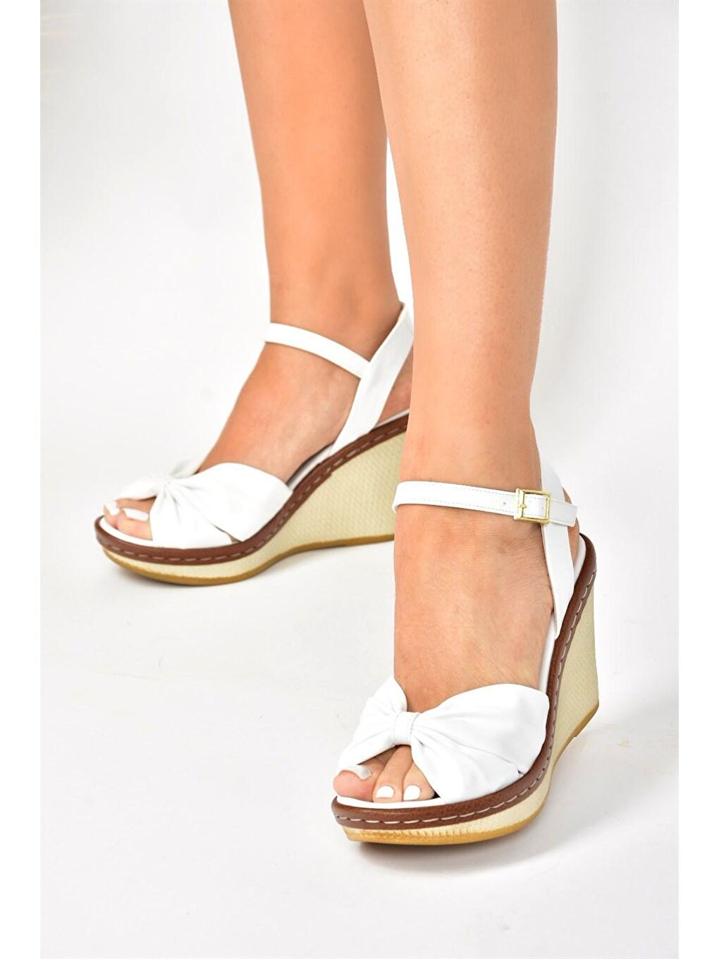 M674040409 Beyaz Dolgu Taban Kadın Ayakkabı-1