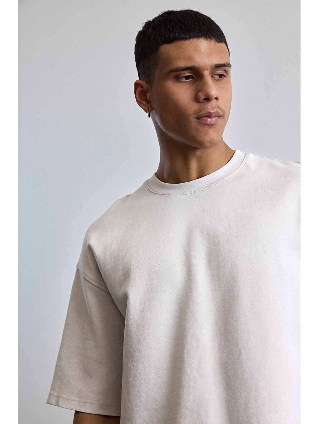 Erkek Oversize Yıkamalı Pamuklu Basic T-Shirt Gri-3