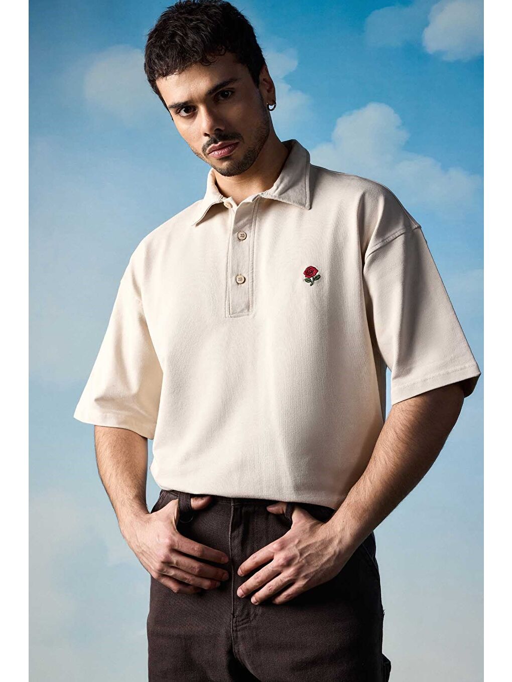Erkek Oversize Yıkamalı Gül Nakışlı Polo Yaka T-Shirt Bej-2