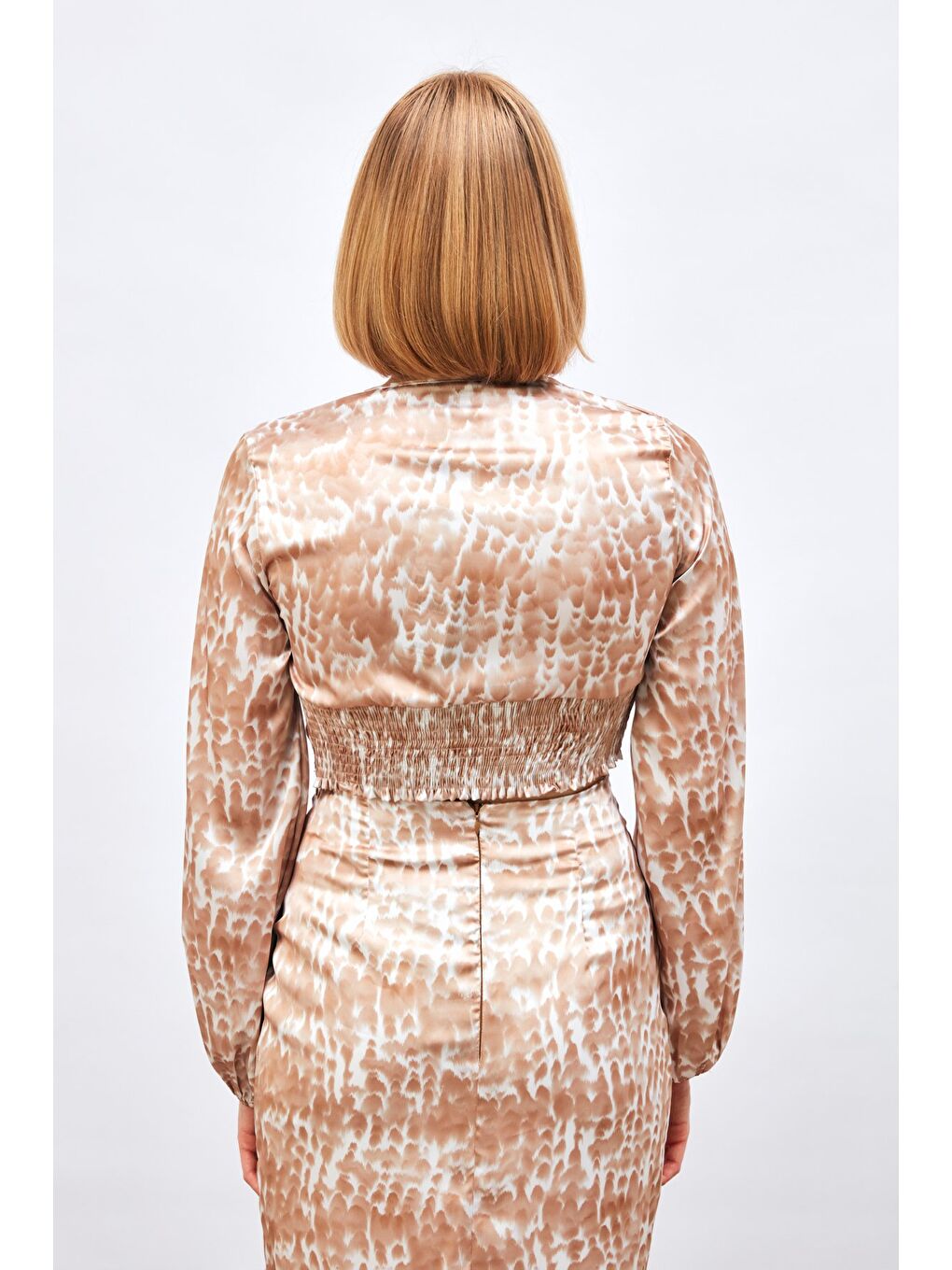 Kahverengi Düğüm Detaylı Desenli Bluz - Kahve-4