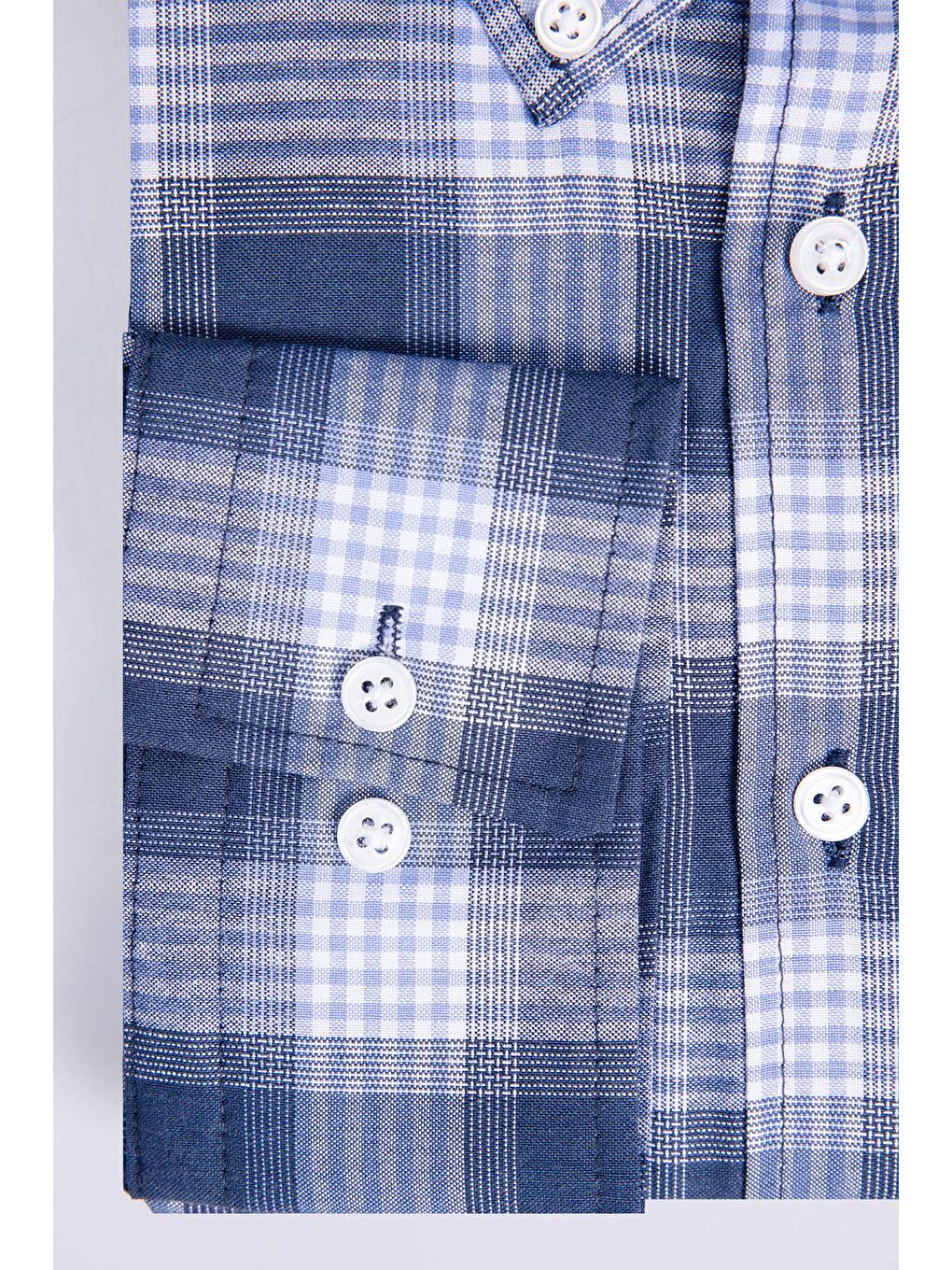 Karışık Büyük Beden Ekoseli Biyeli Yaka Düğmeli Erkek Gömlek-1