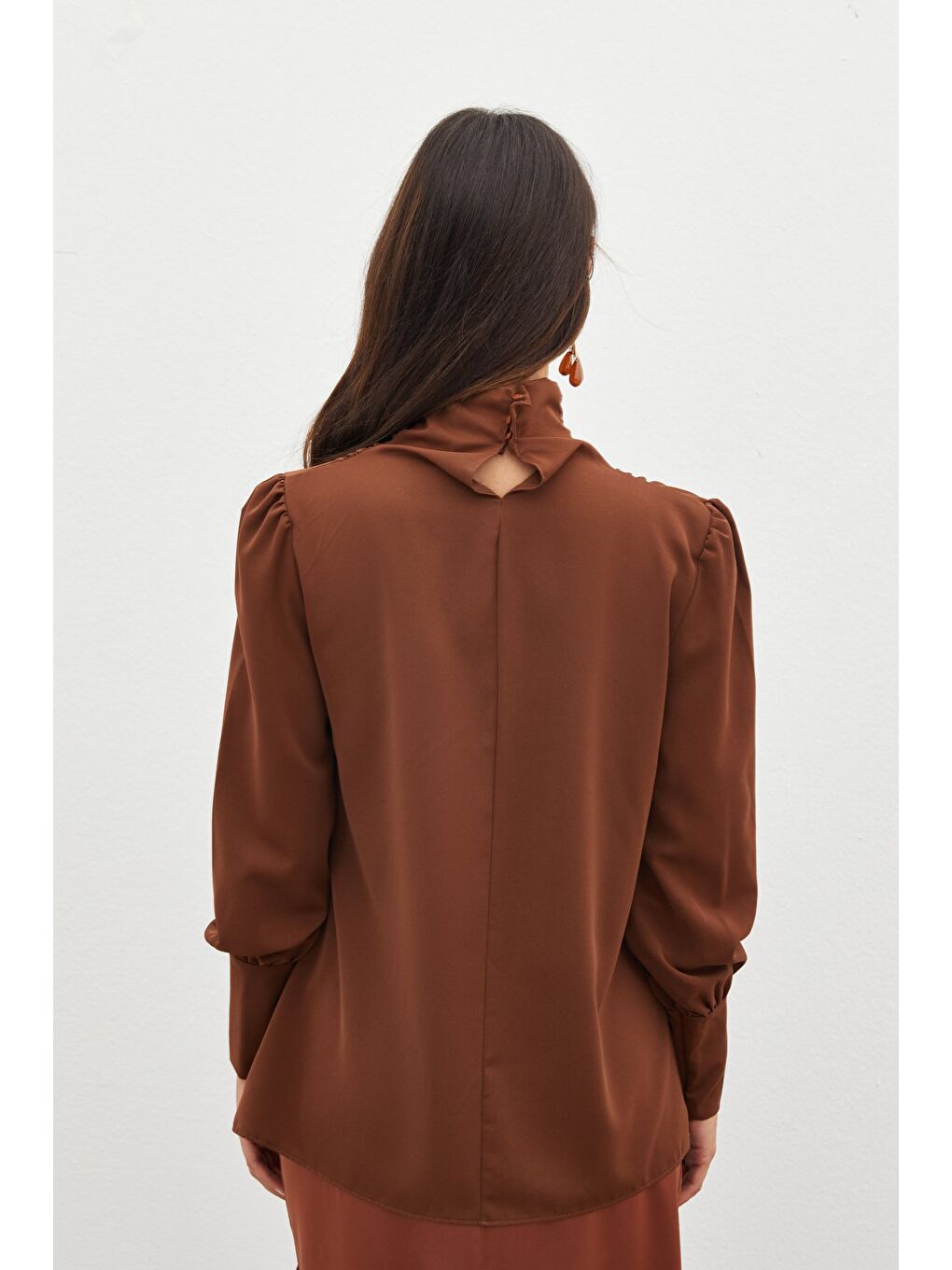 Kahverengi Drape Detaylı Bluz - Kahve-3
