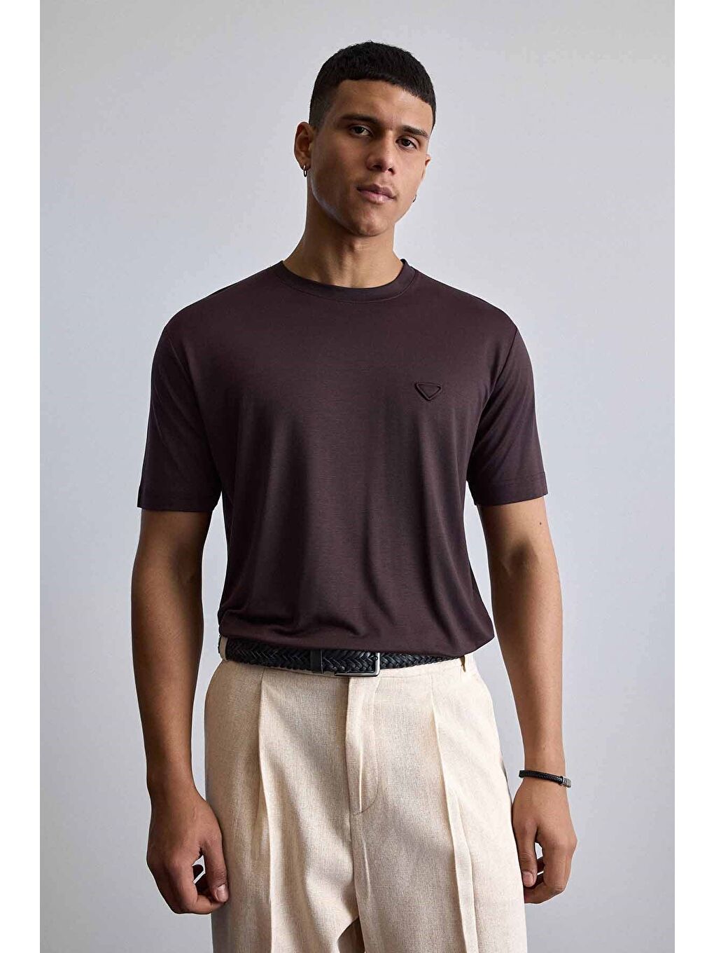 Erkek Relaxed Fit Yumuşak Dokulu Basic T-Shirt Kahverengi-4