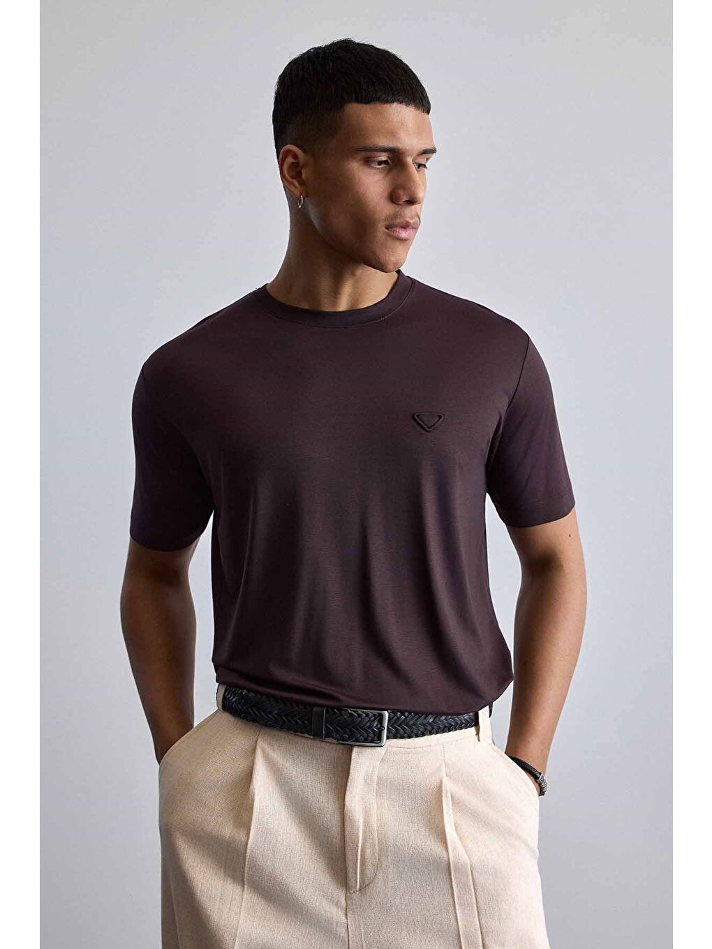Erkek Relaxed Fit Yumuşak Dokulu Basic T-Shirt Kahverengi-5
