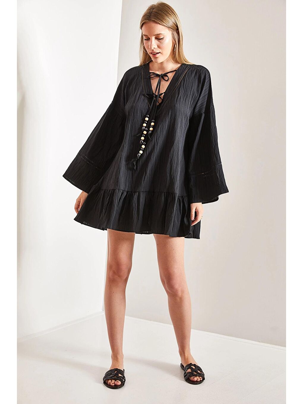 Siyah Kadın Boncuk Detaylı Elbise-3