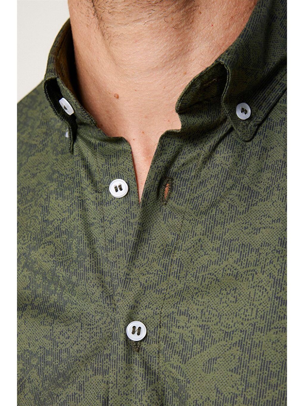 Erkek Regular Fit Klasik Kesim Elastanlı Baskılı Pamuklu Haki Gömlek-3